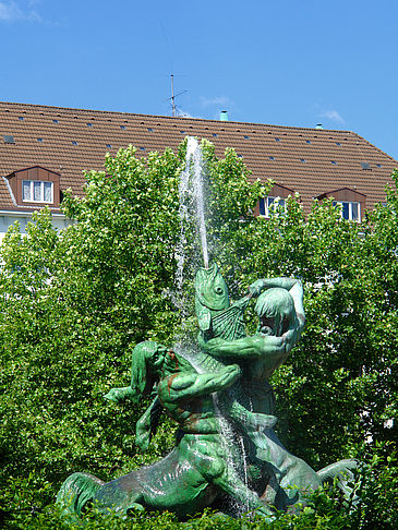 Brunnen auf dem Platz der Republik Foto 