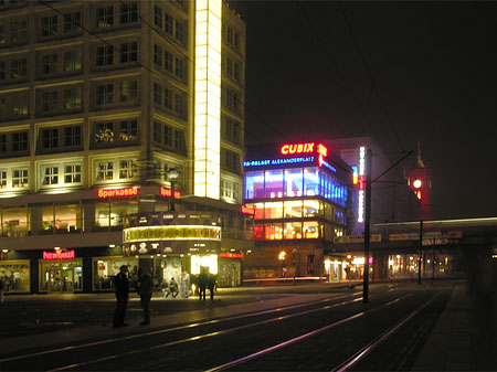 Foto Alexanderplatz bei Nacht