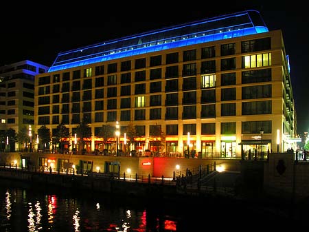 Fotos Radisson bei Nacht | Berlin