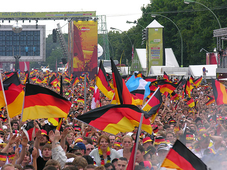 Fotos Fahnenmeer