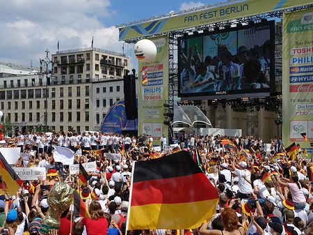 Leinwand und Fans Fotos
