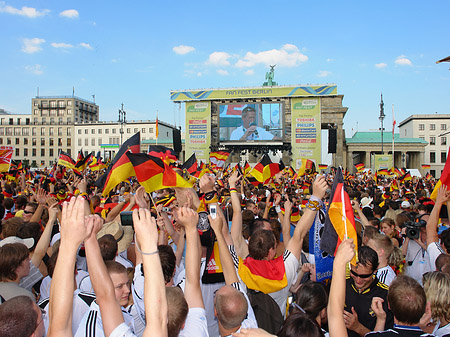 Leinwand und Fans Fotos