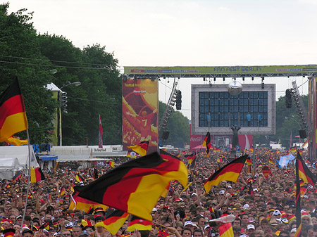 Blick Richtung Siegessäule - Deutschland Fotos