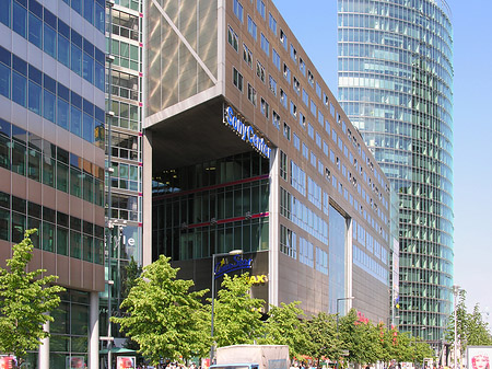 Sony Center