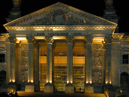 Reichstag bei Nacht Fotos