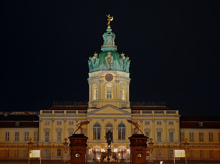 Fotos Schloss Charlottenburg bei Nacht