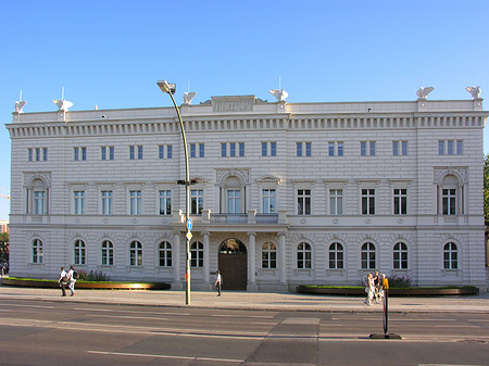Unter den Linden Foto 