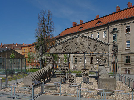 Säulen im Innenhof