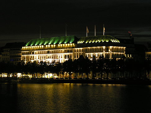 Foto Hotel Vierjahreszeiten - Hamburg