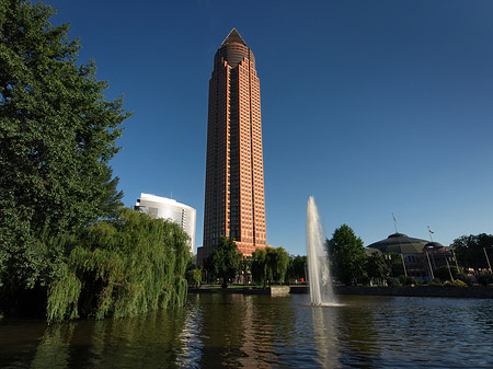 Fotos Messeturm mit Ludwig-Erhard-Anlage | Frankfurt am Main